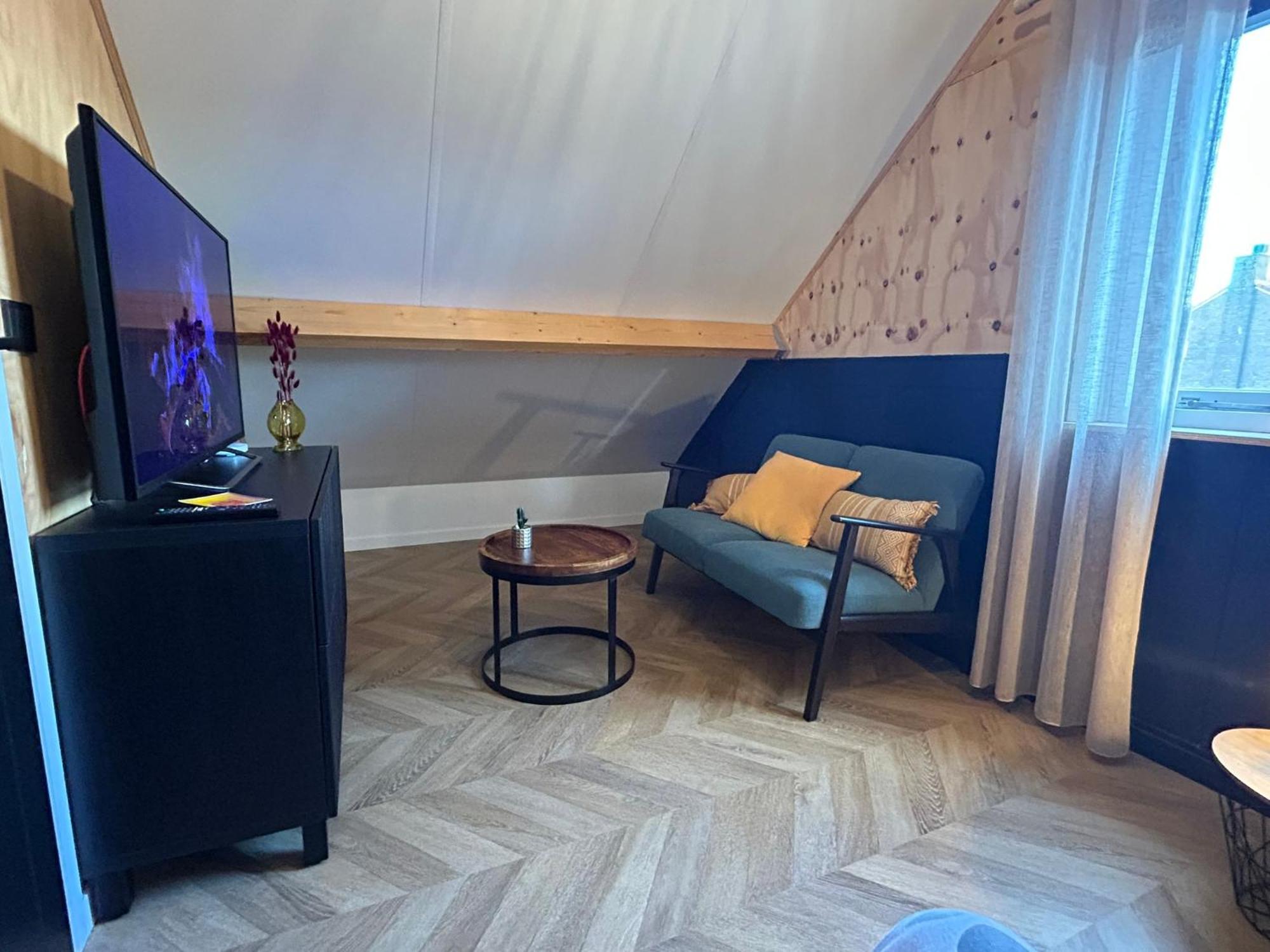 Vila Tiny House Thuus Sint Annaland Exteriér fotografie
