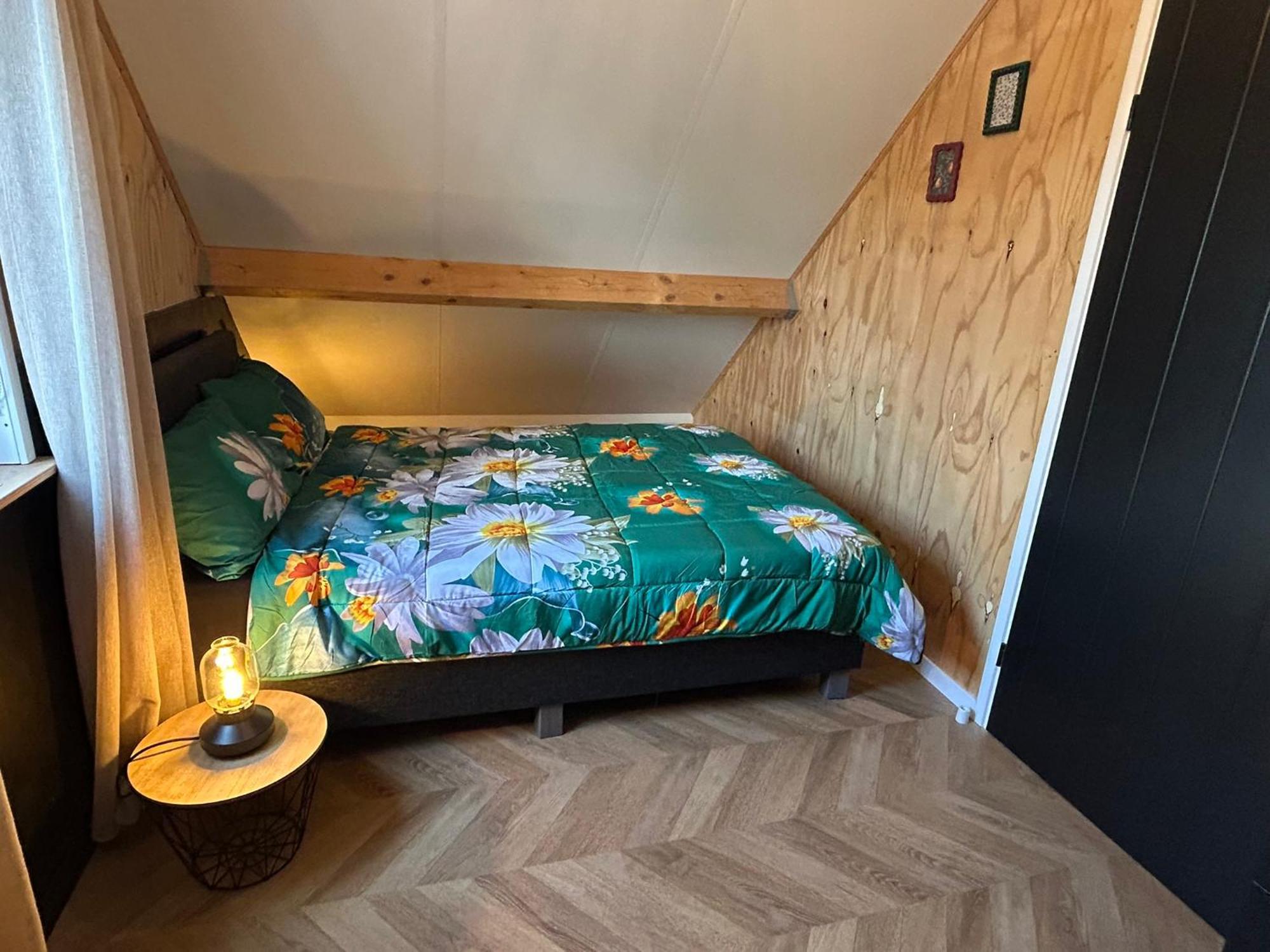 Vila Tiny House Thuus Sint Annaland Exteriér fotografie